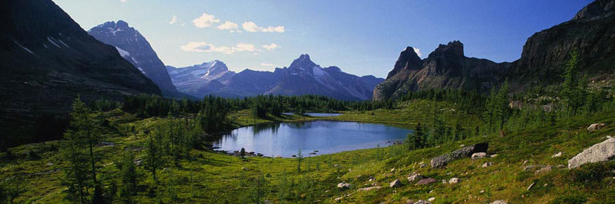 Boundless Journeys - Canadian Rockies Hiking Tour