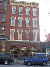 115 College Street Front