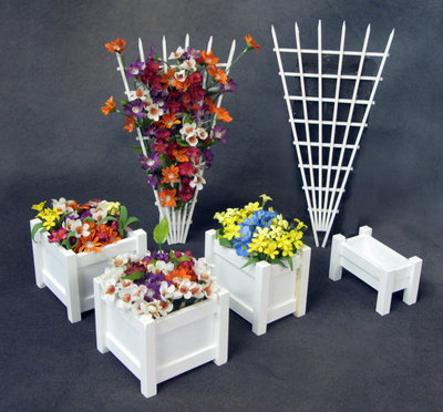 Planter & Trellis Set