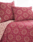 Uma quilt in color cinnabar