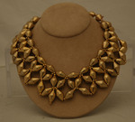 Horn Leaf Necklace 