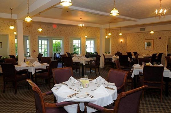 The Lodge at Shelburne Bay Dining Room