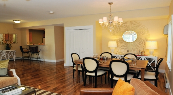 The Lodge at Otter Creek Cottage Dining Room