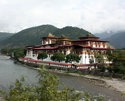 private luxury tour to Bhutan