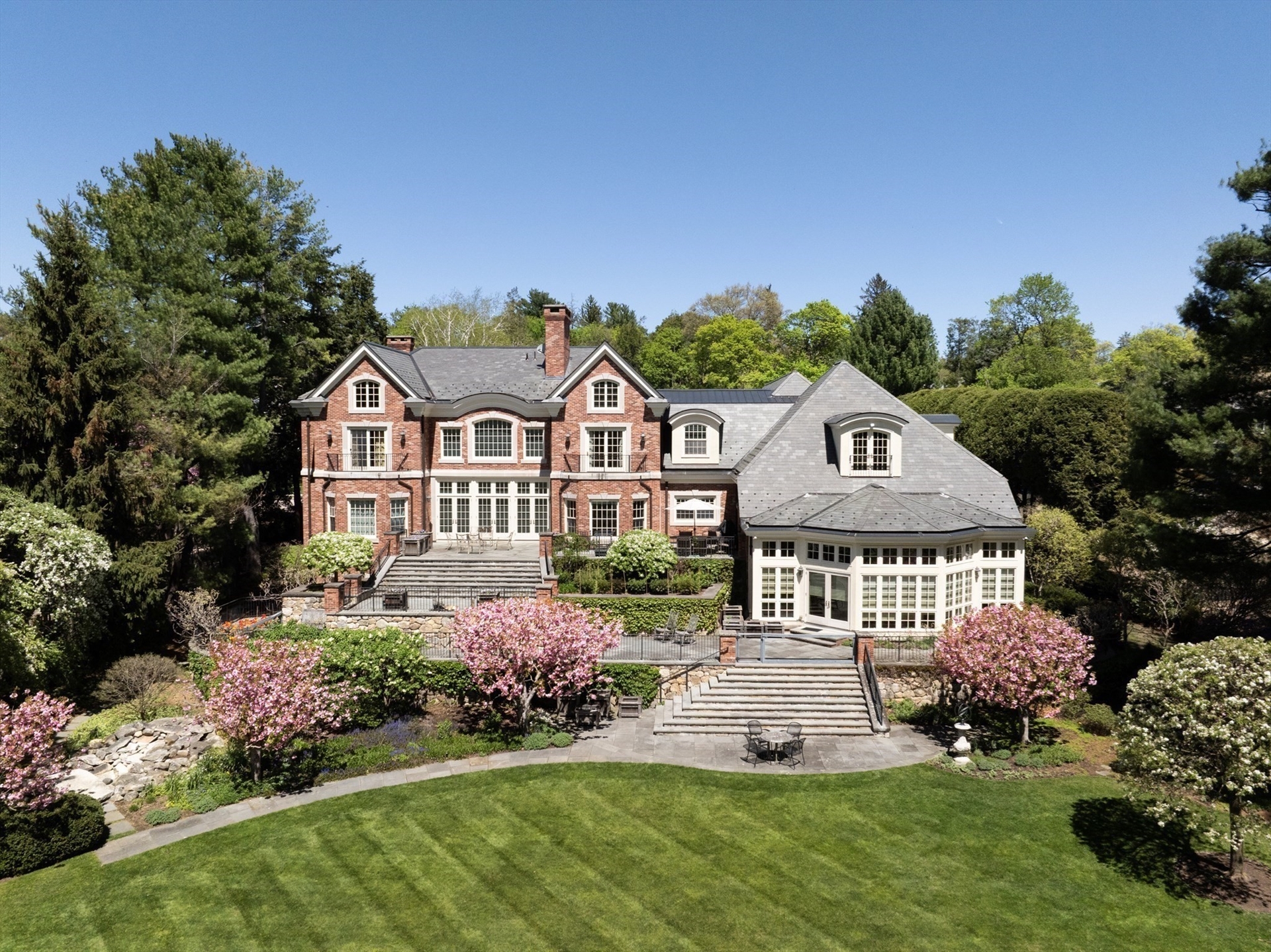 Homes in Boston Suburbs