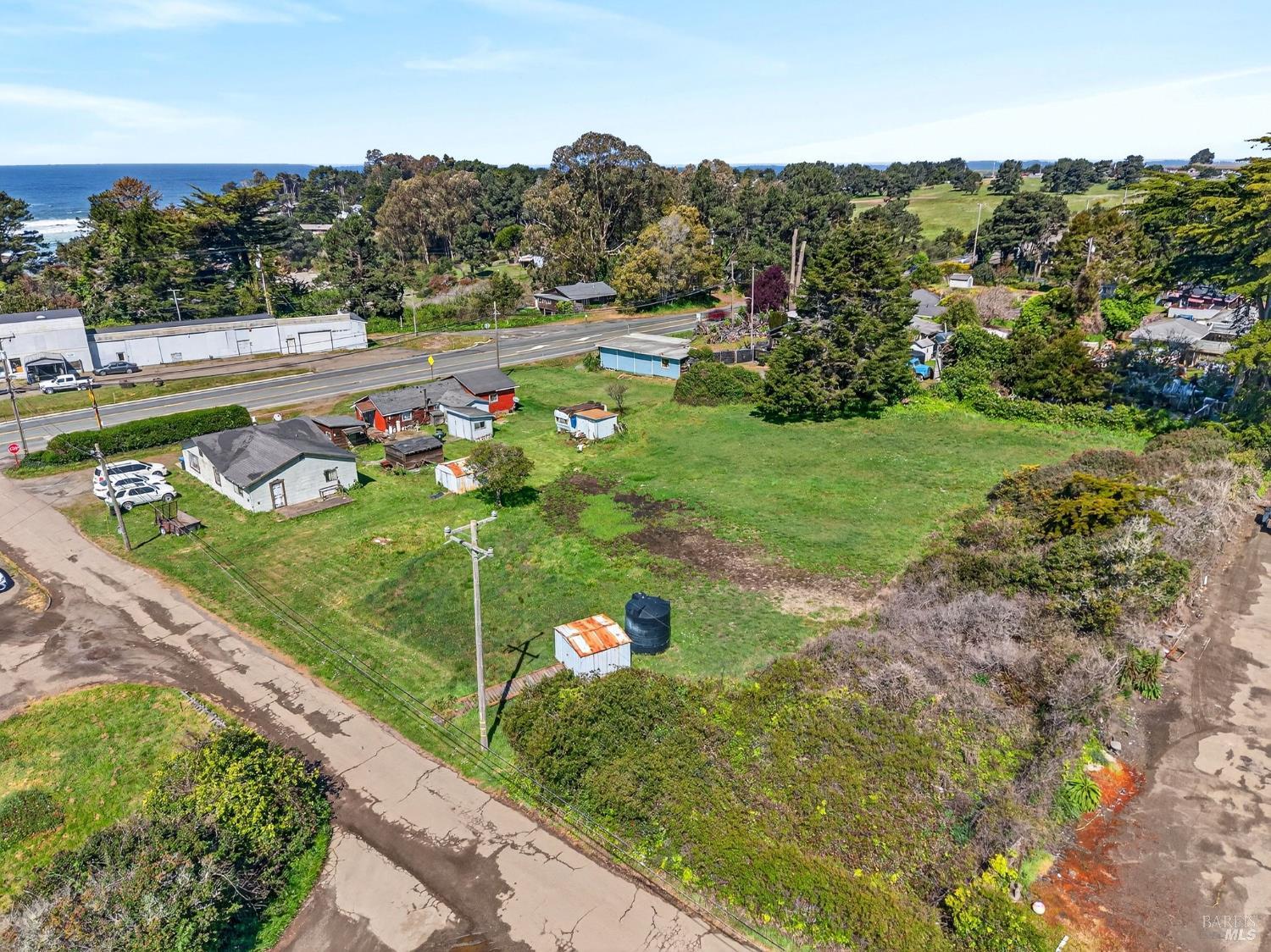 Listings for Edwin Munoz