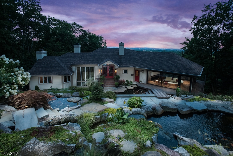 Contemporary Homes For Sale in New Jersey Walkable Suburb