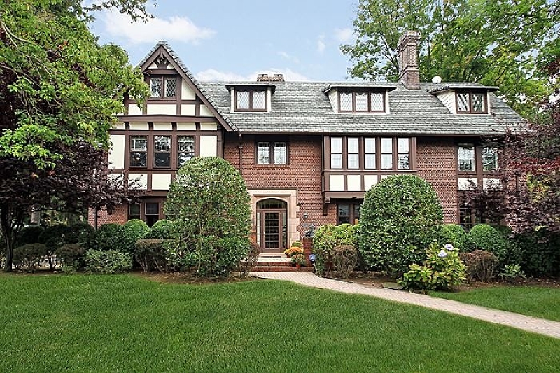 Ranch Style Homes For Sale in NJ Walkable Suburb Lina Panza