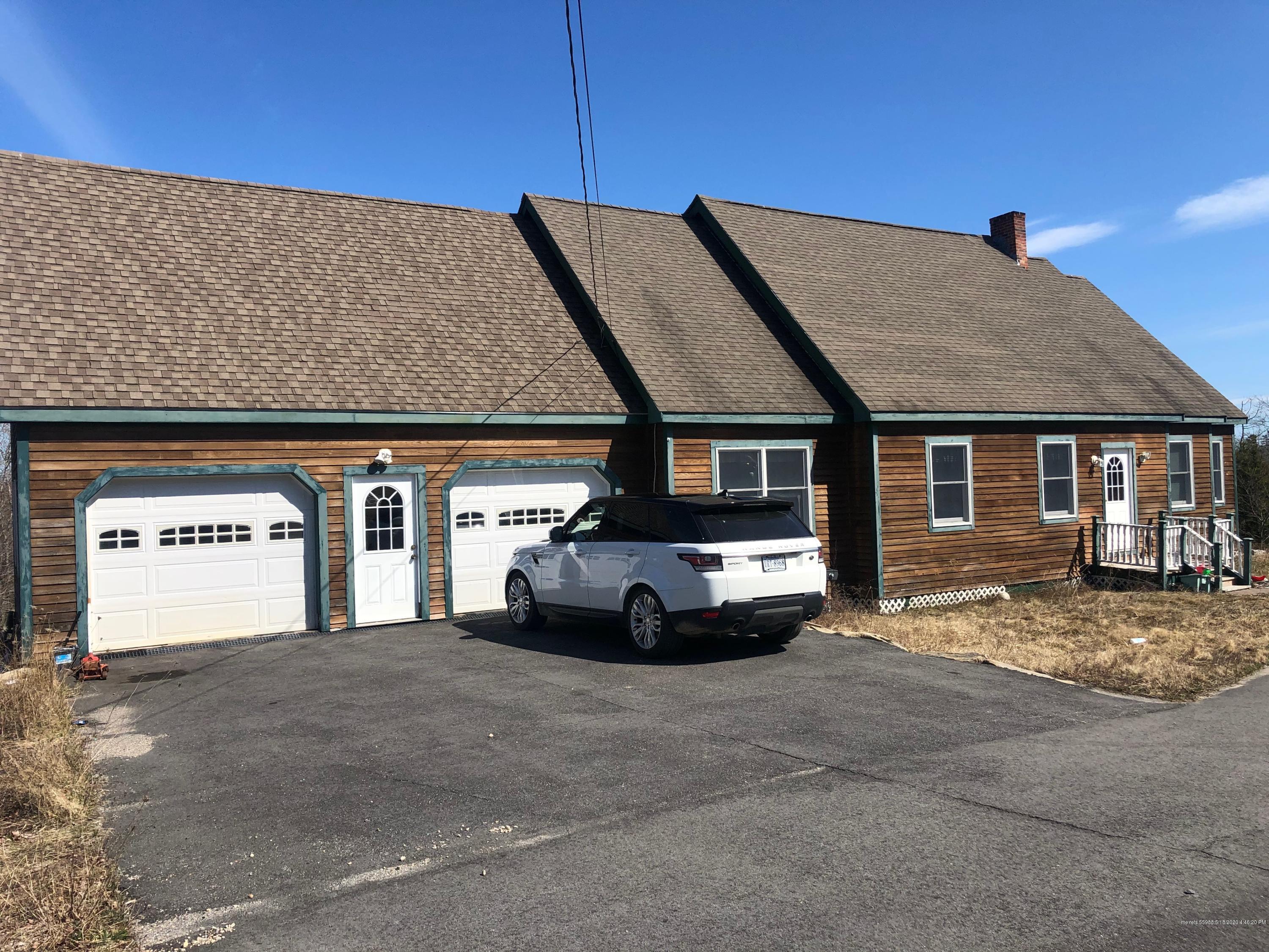 Listings for Ashley Davis-Oakes