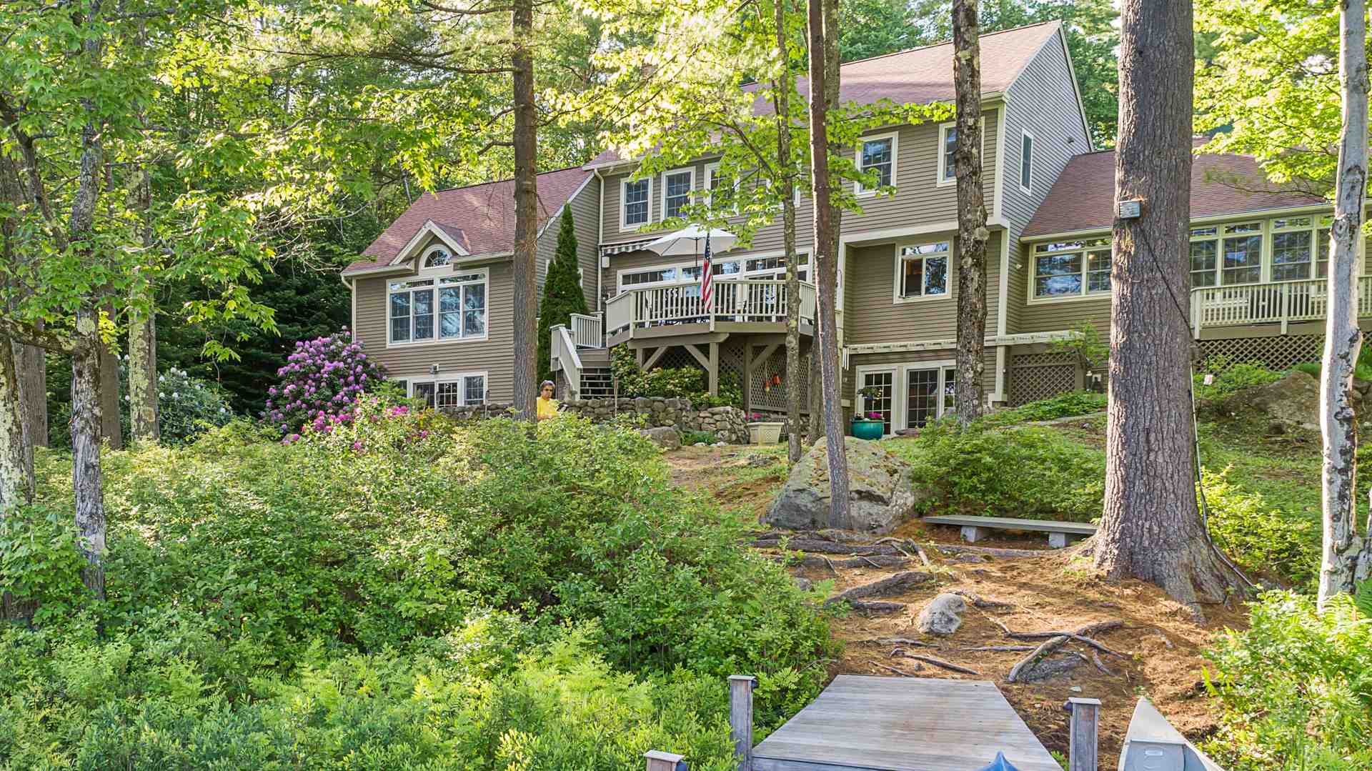 Pond Front Homes in New Hampshire | Great Island Realty