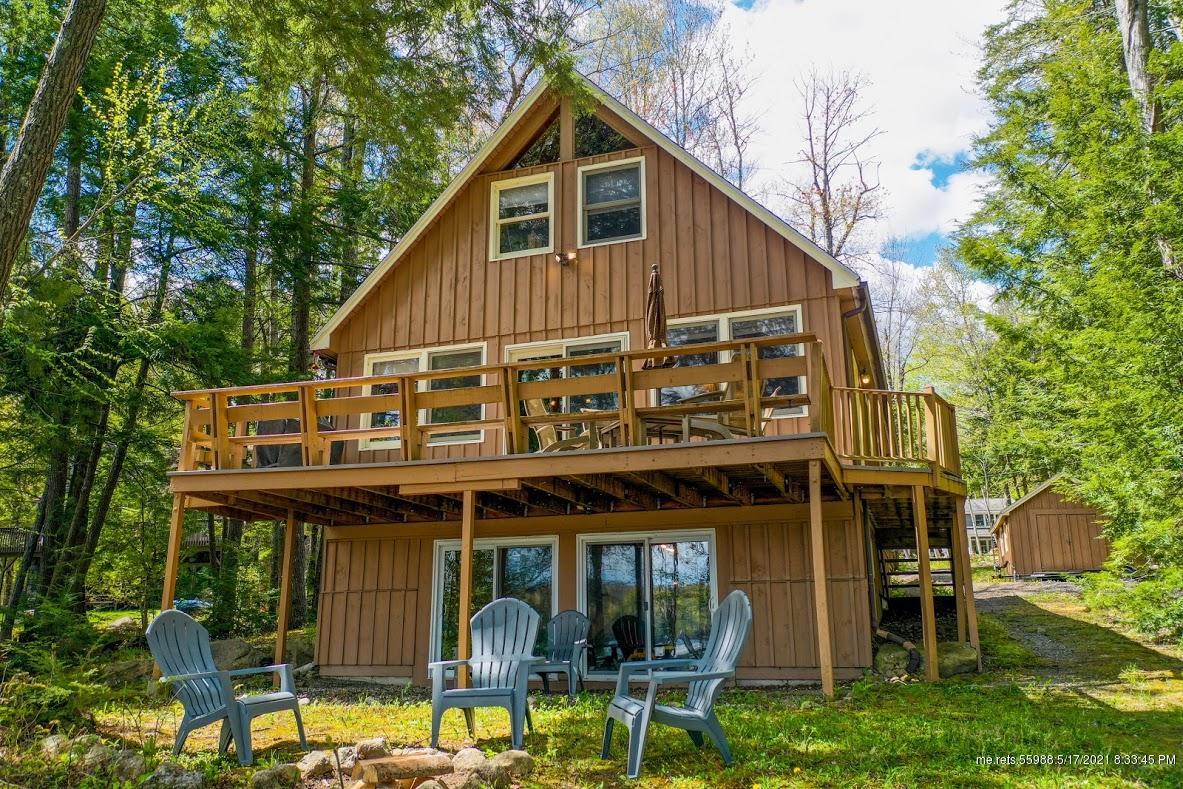 Thompson Lake Waterfront Homes | Coldwell Banker Lifestyles