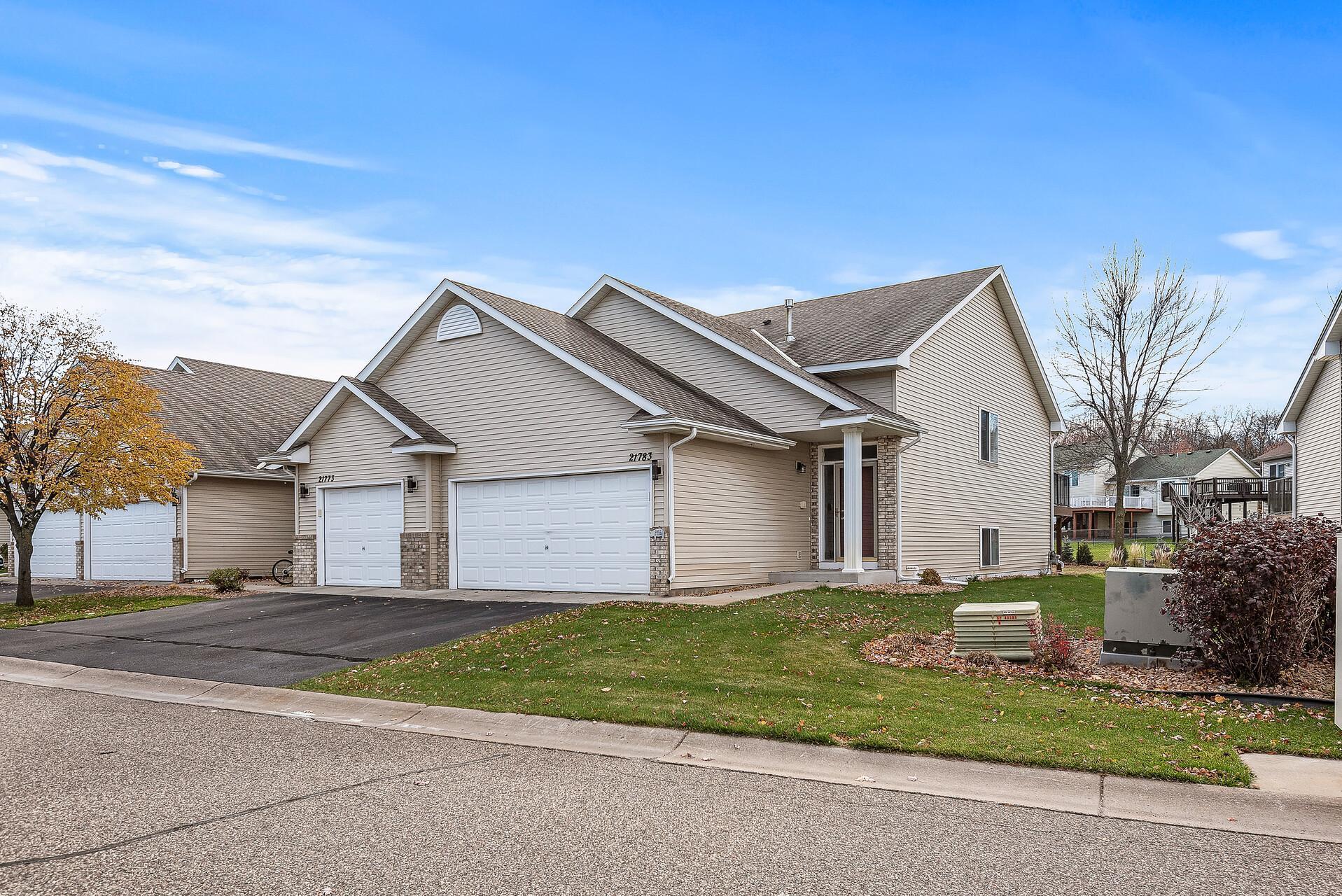 Listings for Jenna Denker