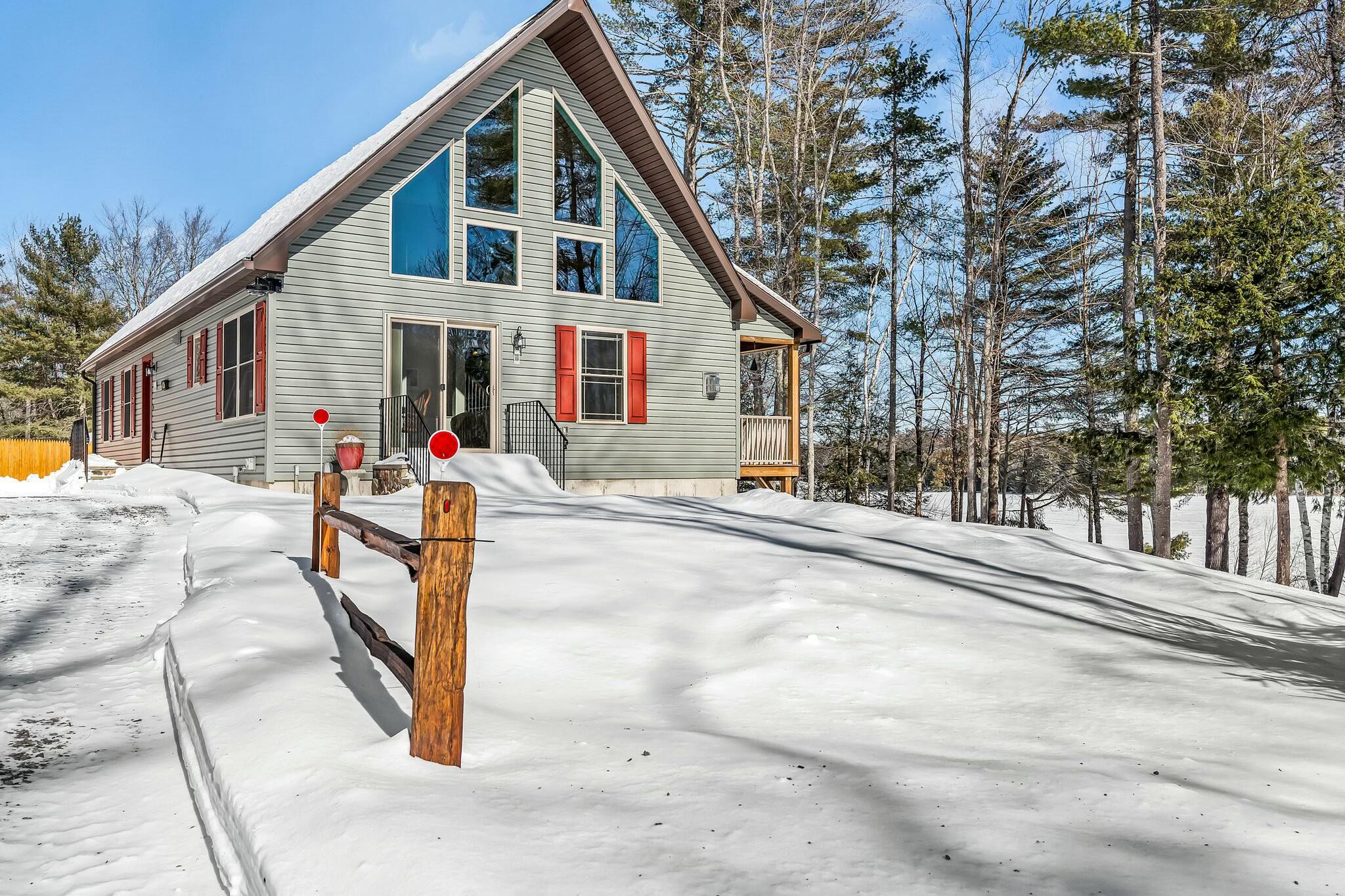 Readfield Properties
