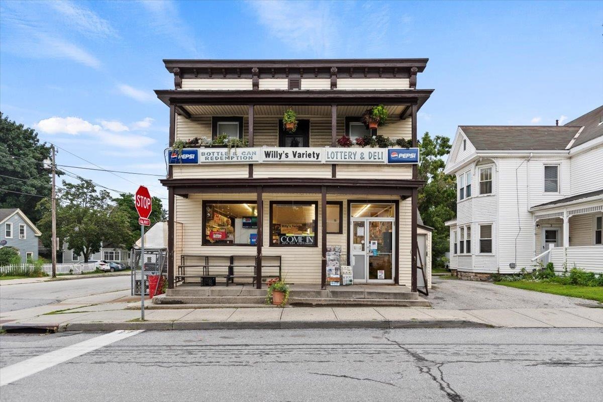 Real Estate Listings for Kelley McCarthy Kelley McCarthy Real Estate