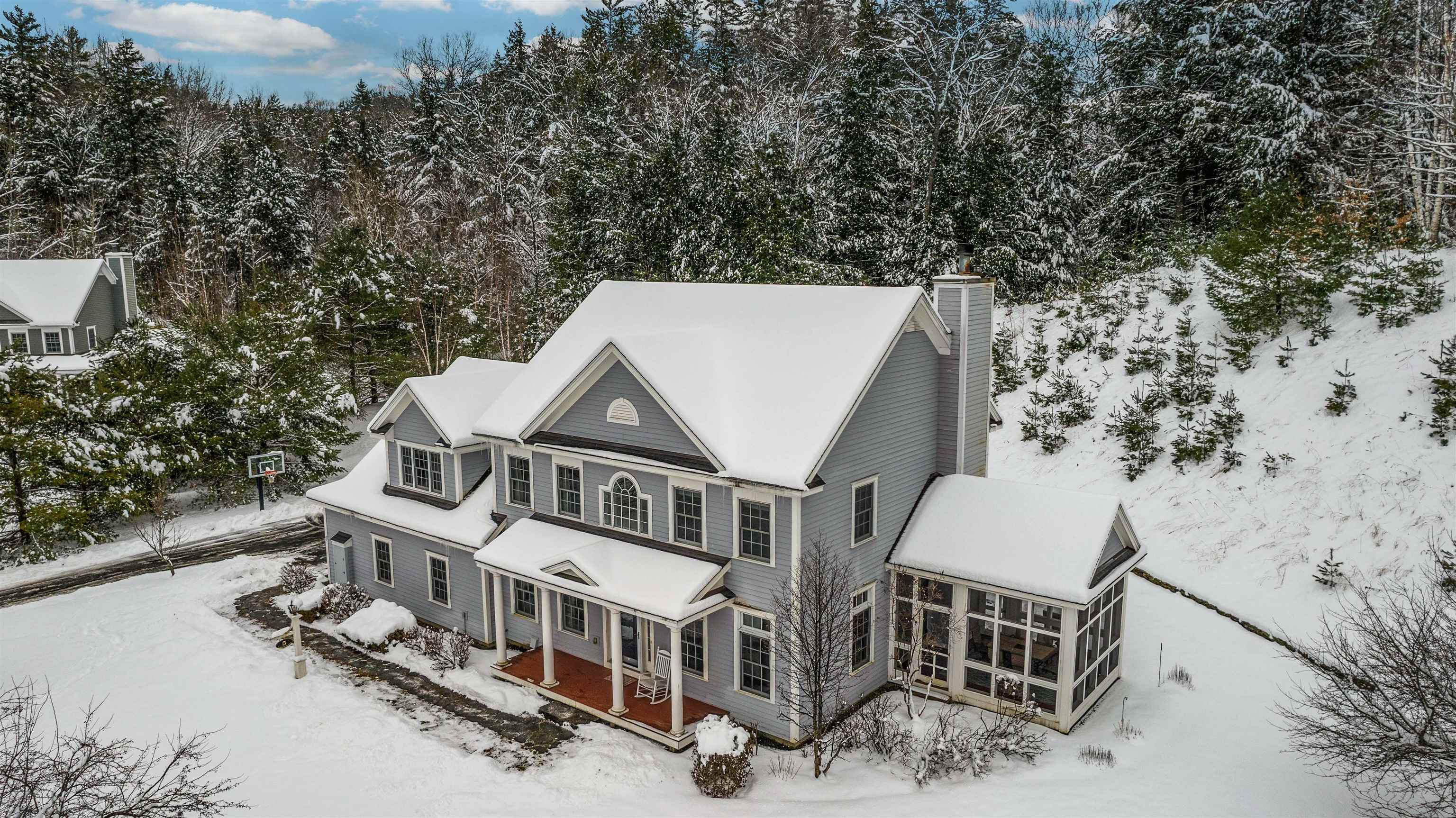 Listings for Jenna McLaughlin