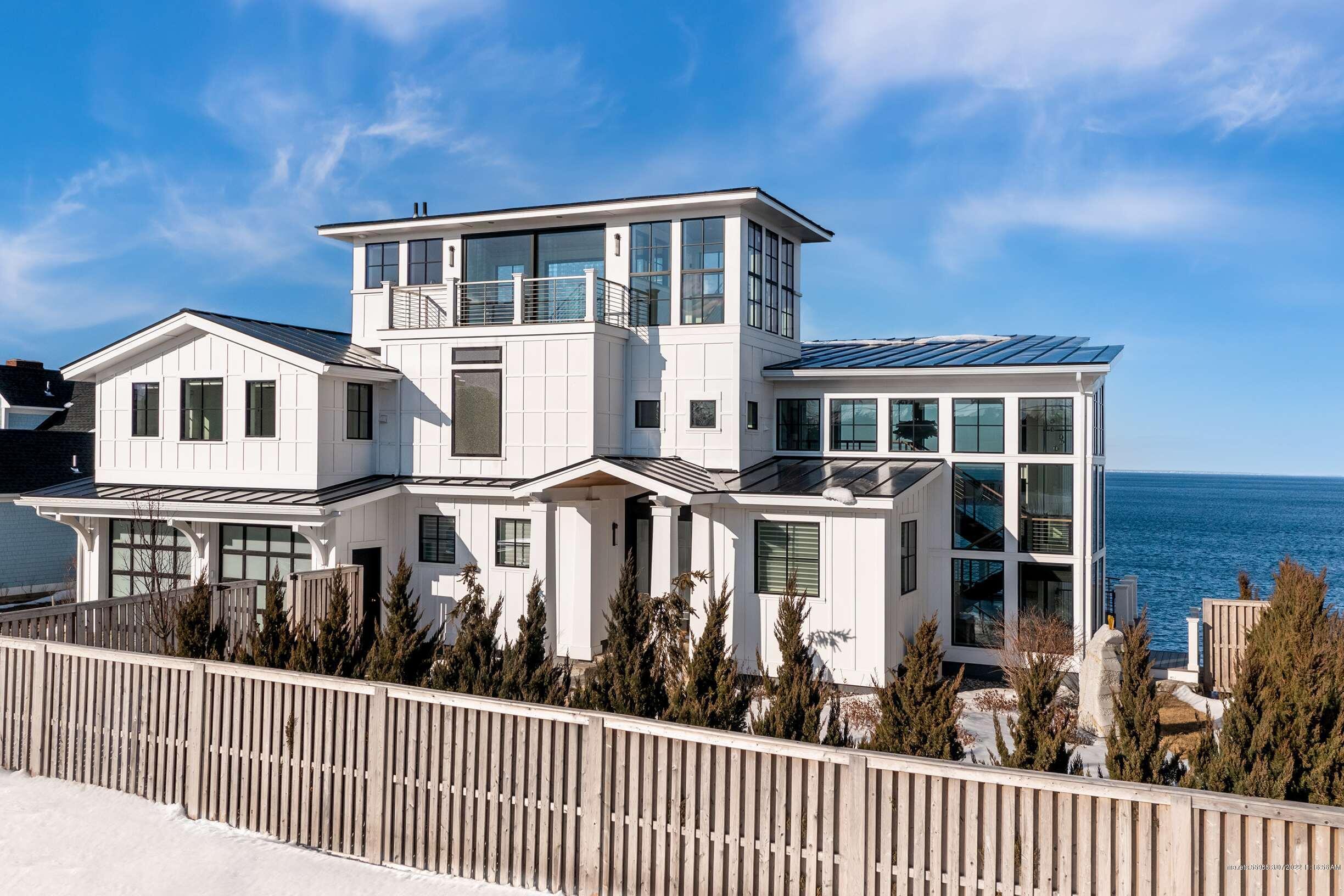Homes Near Country Club