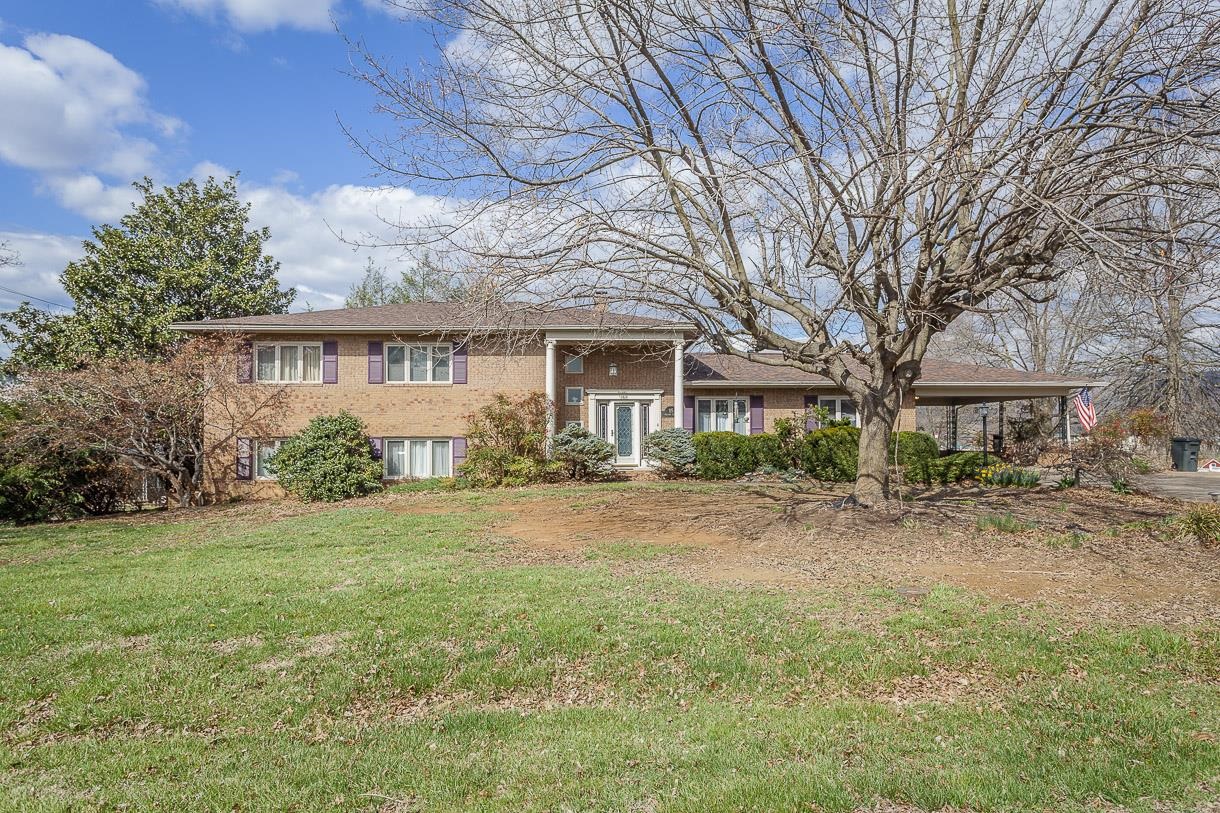 Real Estate Listings for Ronald Flores Funkhouser Real Estate Group