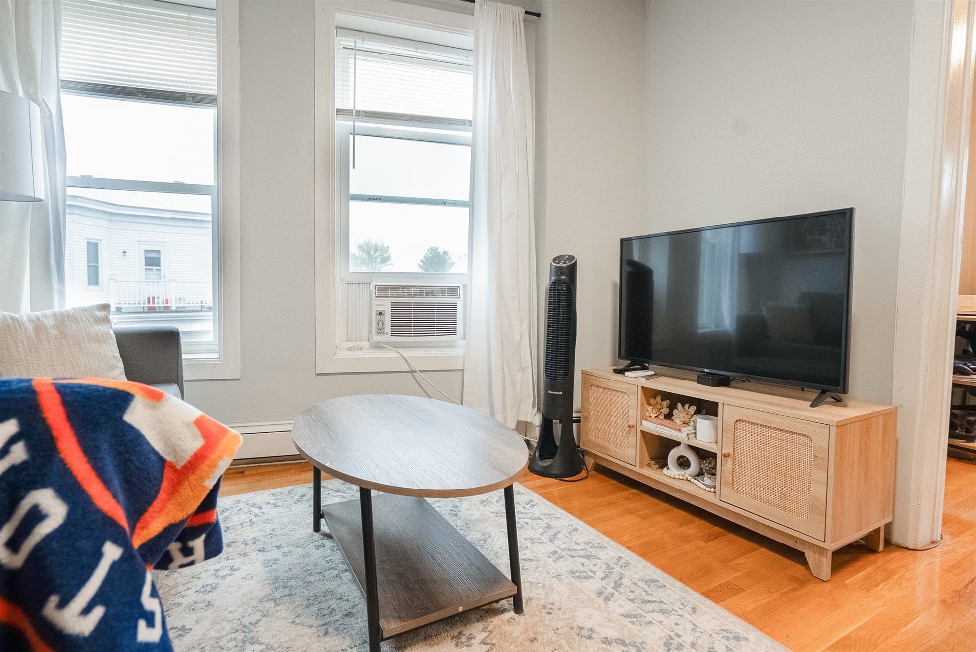 Listings for Thomas Harrington