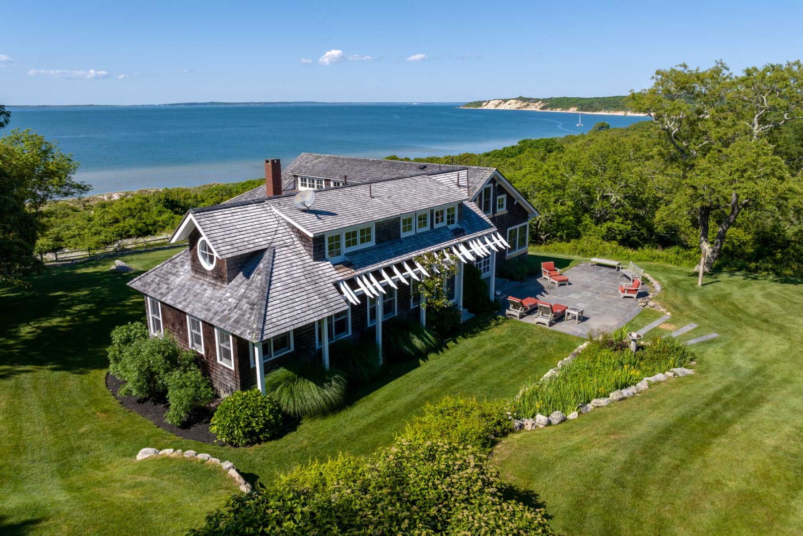 Edgartown Martha's Vineyard Sold Waterfront Properties | Grace Hagerty