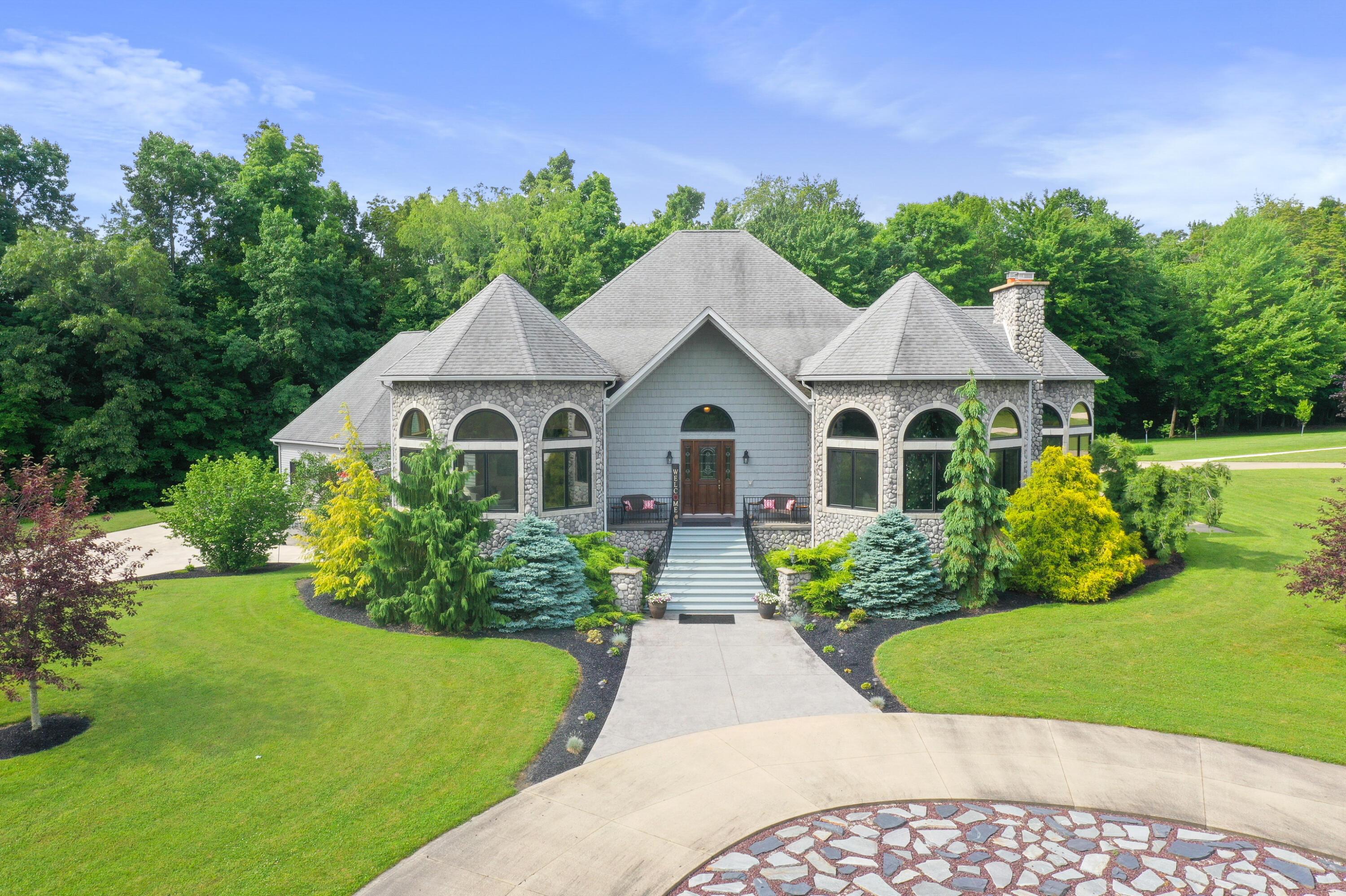 Mount Vernon OH Homes For Sale RE/MAX Consultant Group Toth and Team