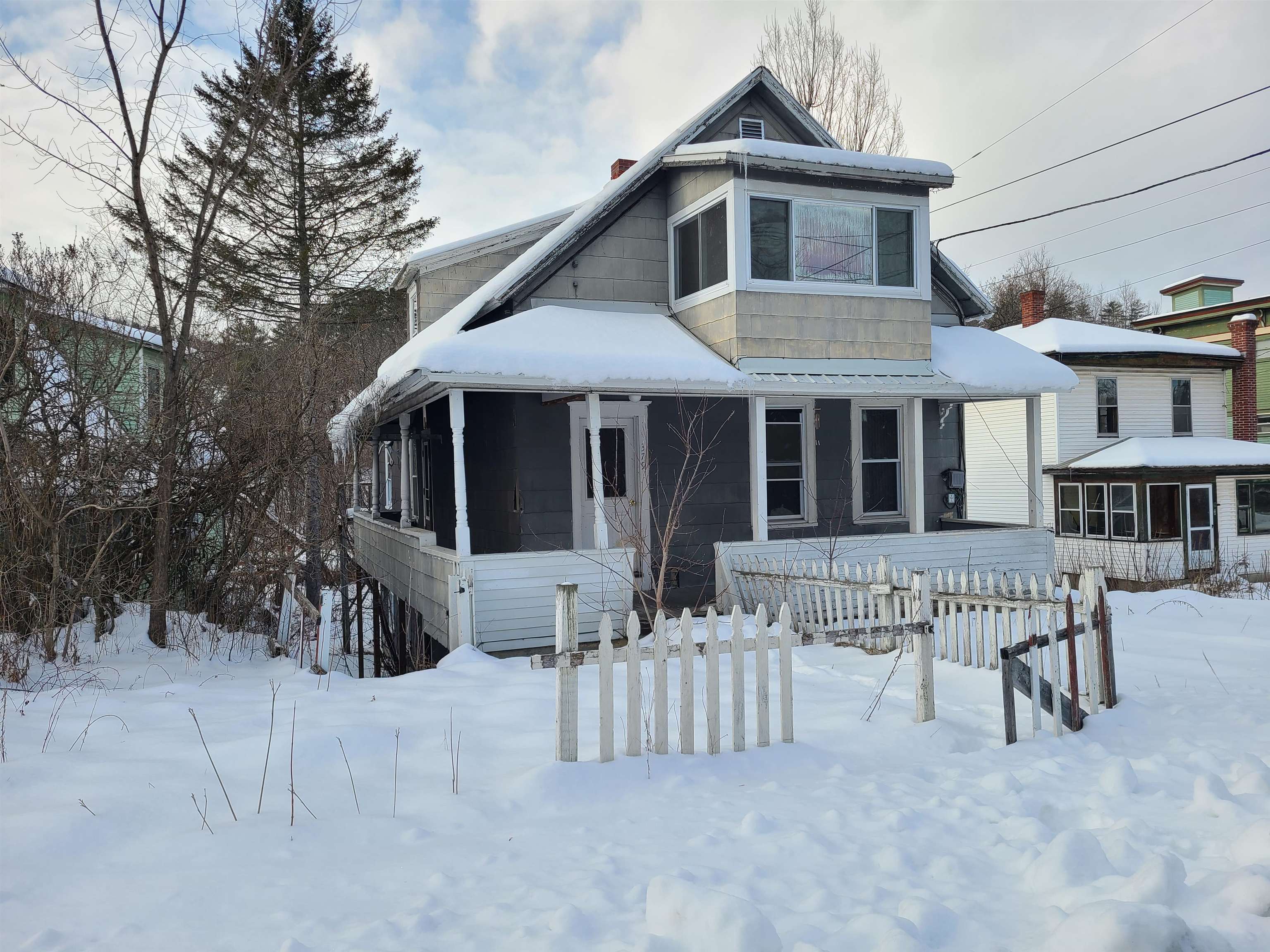 Zillow Vermont Waterfront - rjtcakg