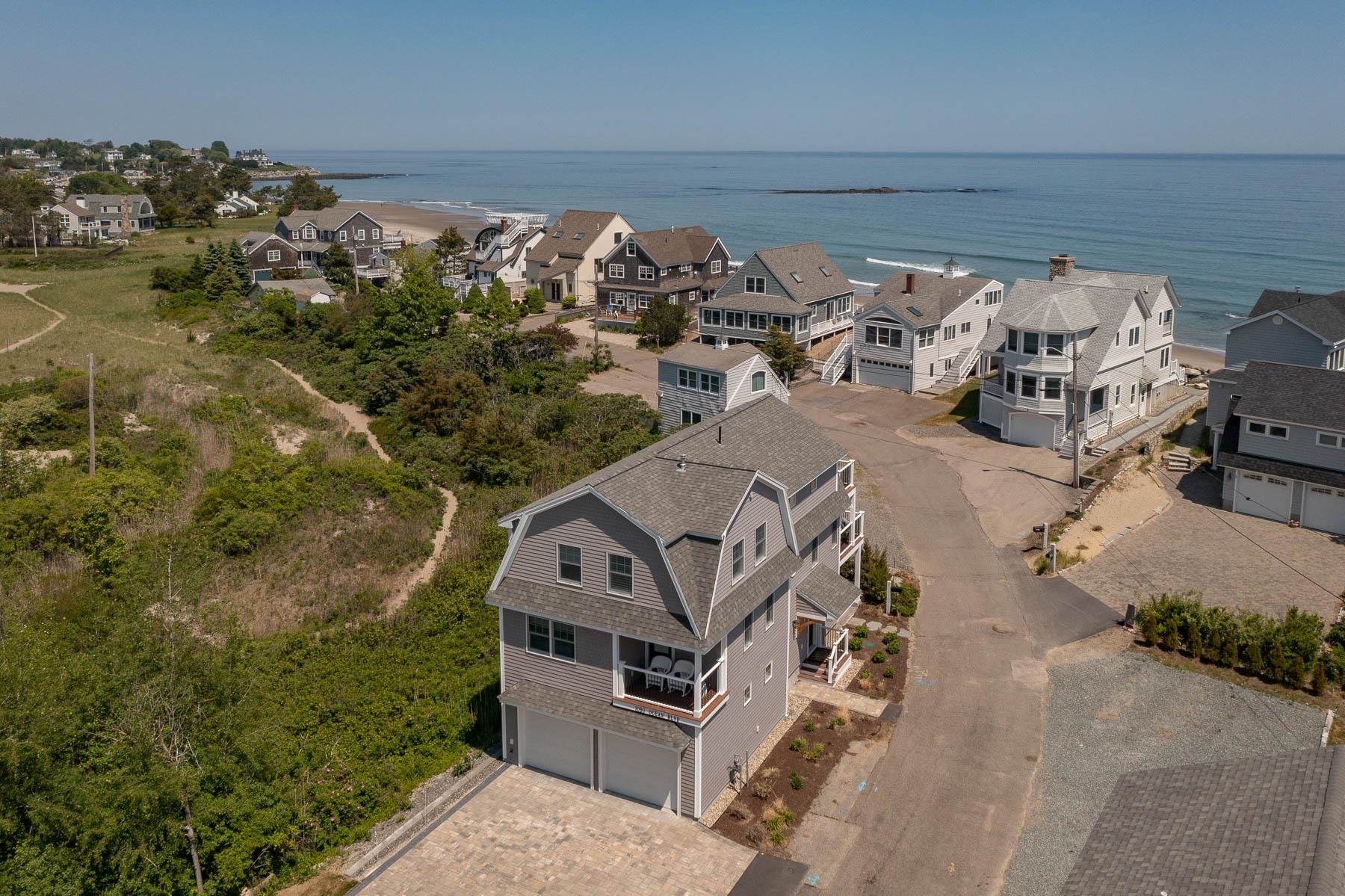Luxury Homes for Sale in Hampton NH