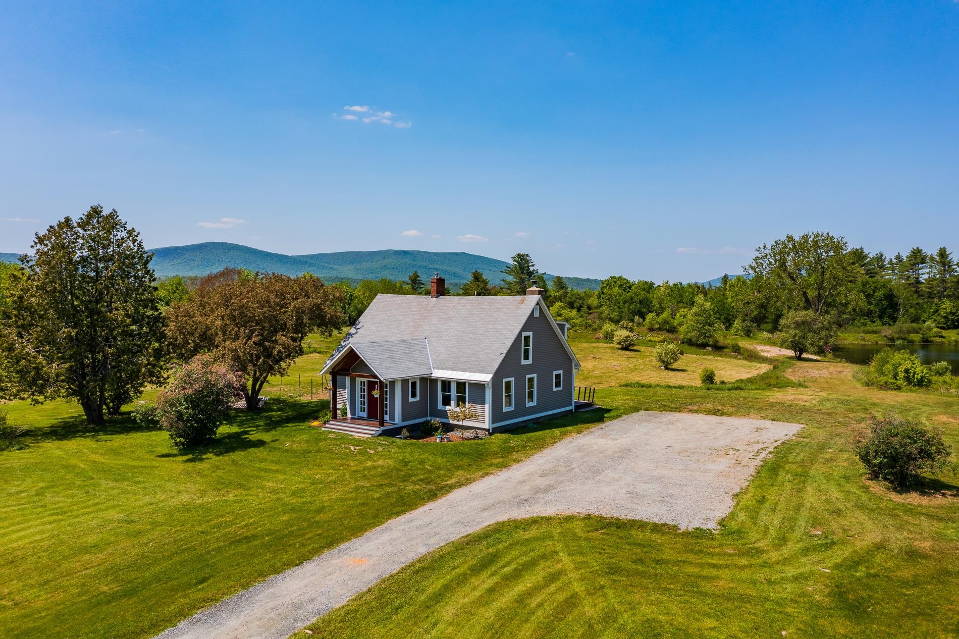 Homes for Sale Under $500K in Canaan NH
