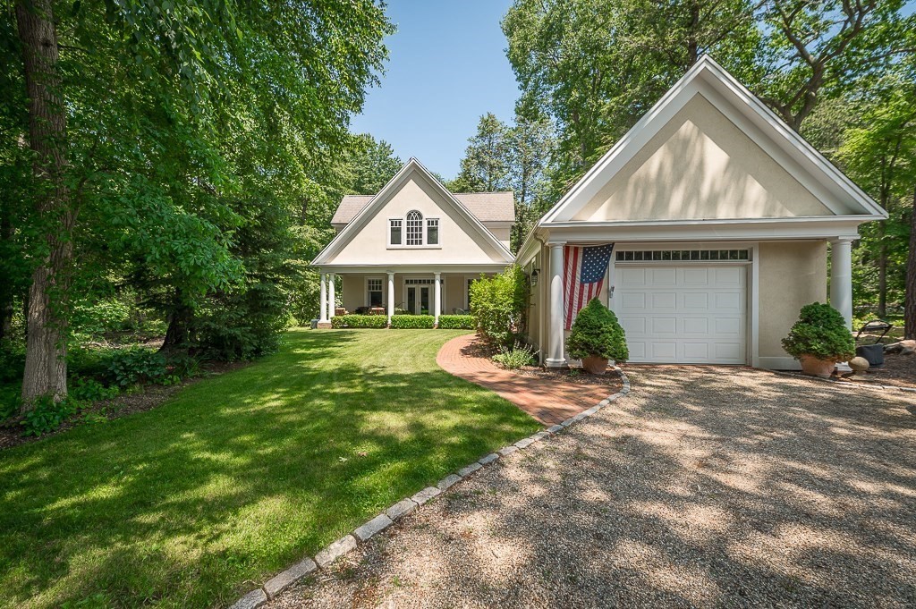 Real Estate Listings for Fabyan & Filias Team J Barrett & Company LLC