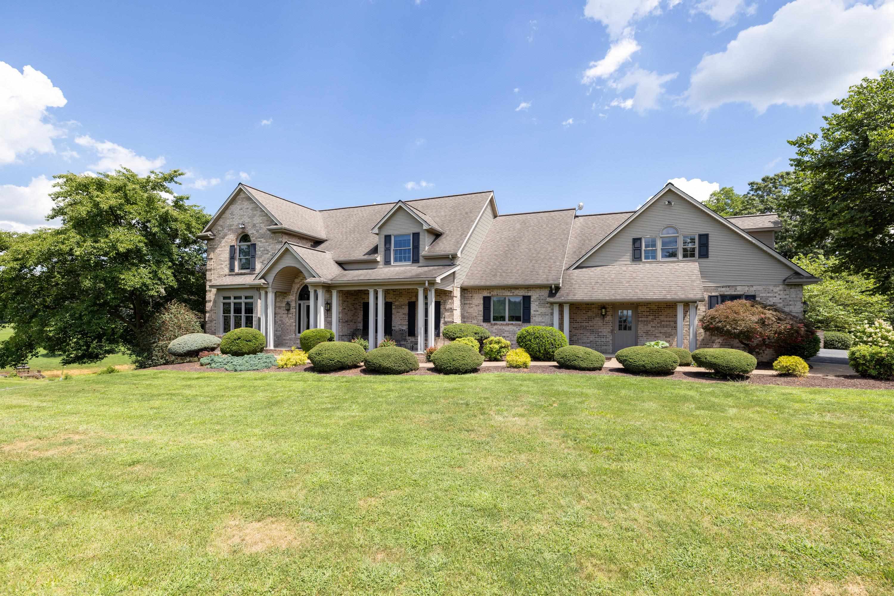 Listings for Pete  Laver