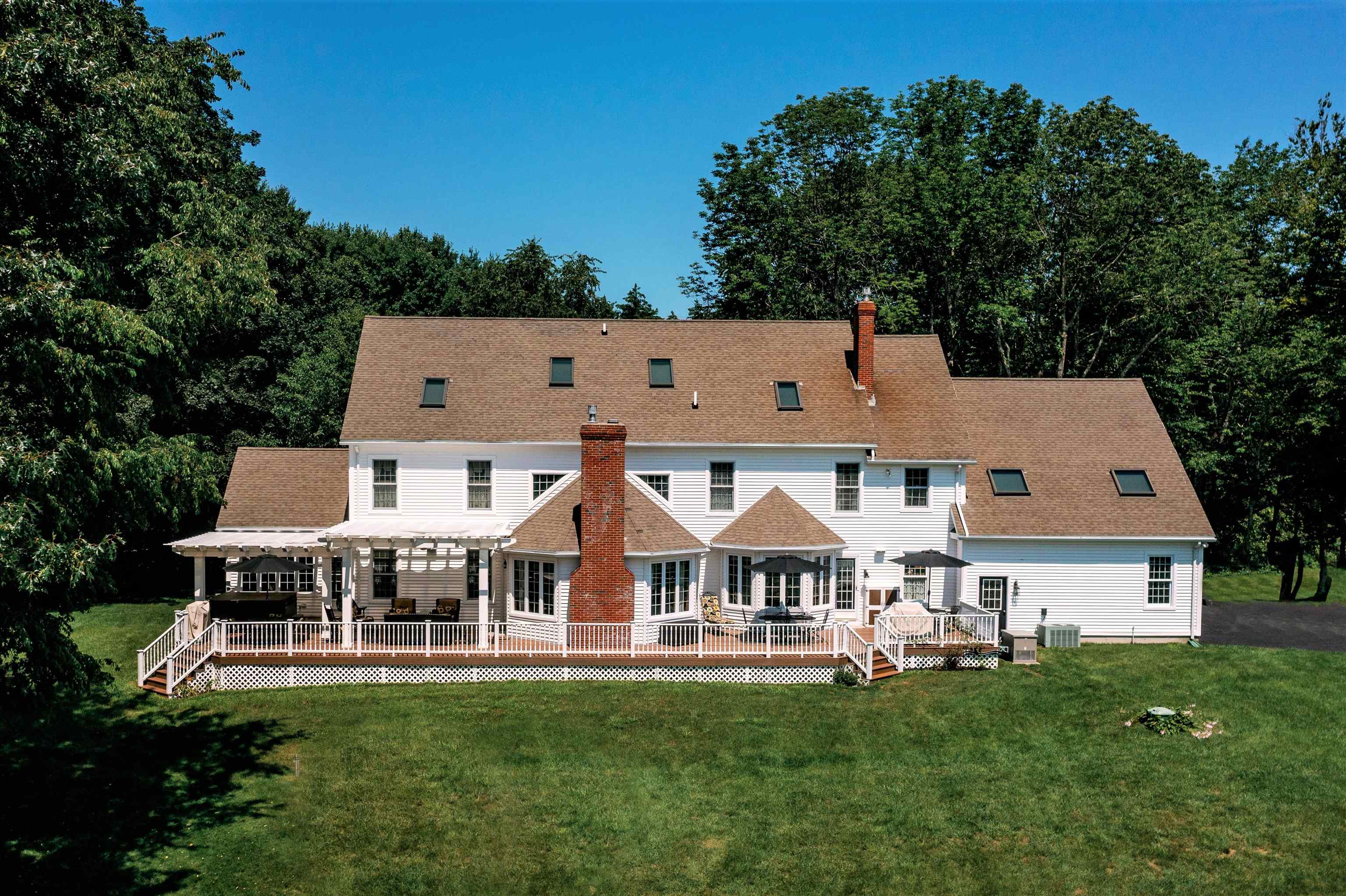Fremont NH Waterfront Homes for Sale Big Island Real Estate