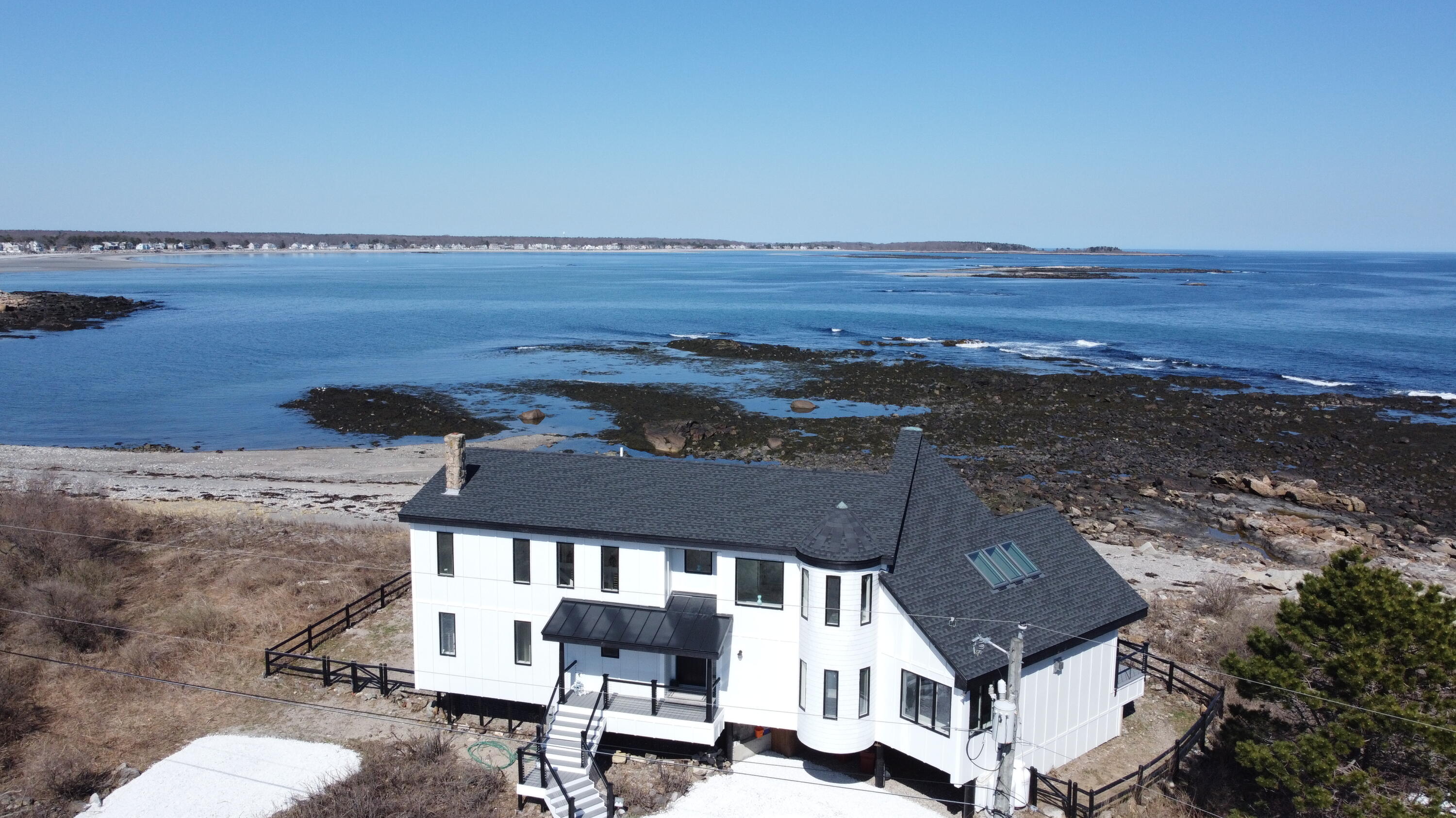 Real Estate Listings for Helen Curry Kennebunk Beach Realty