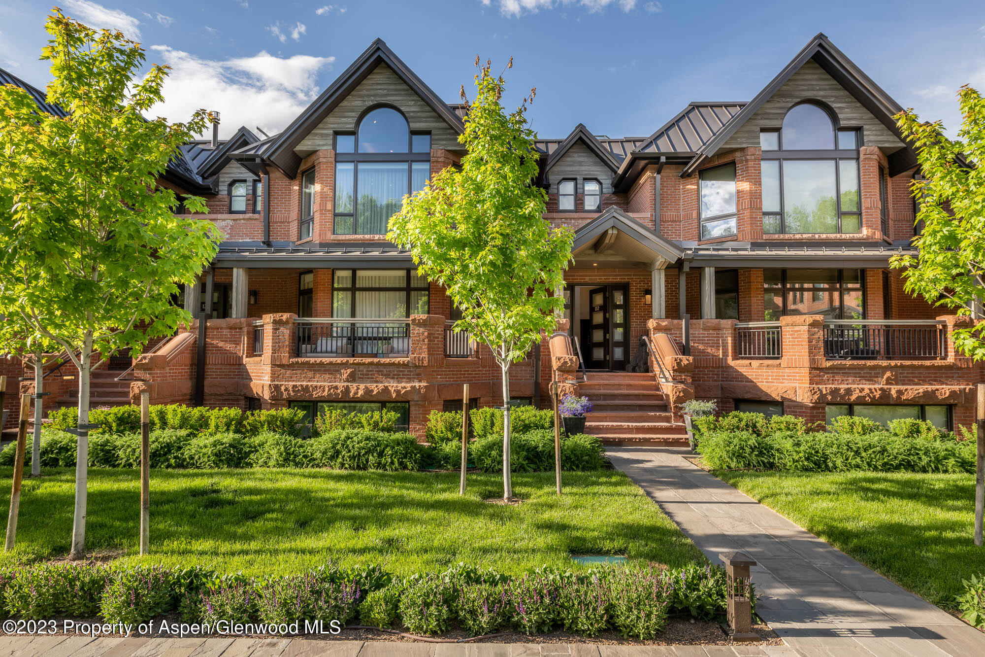 Townhome/Duplex
