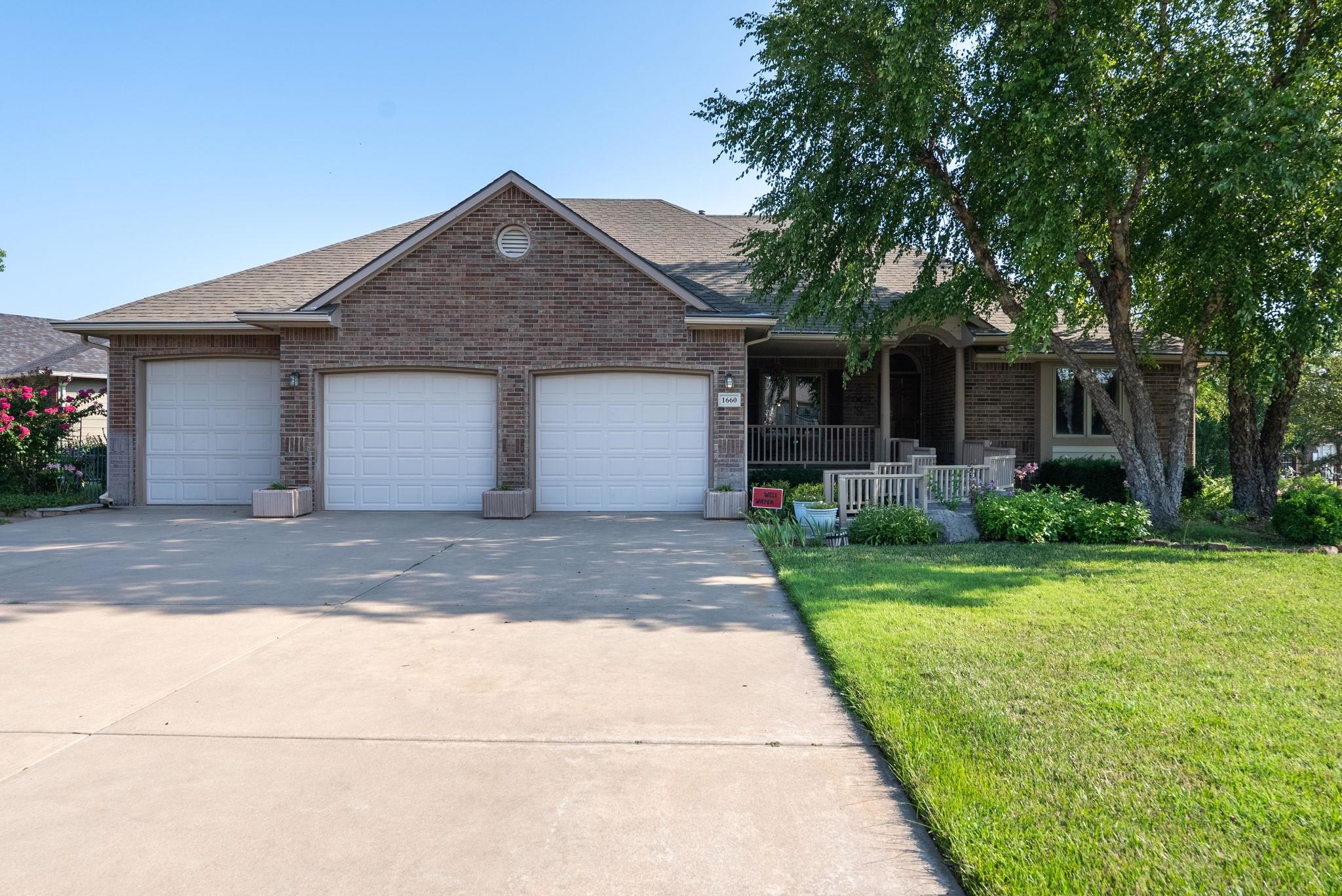 Listings for Kim McDaniel
