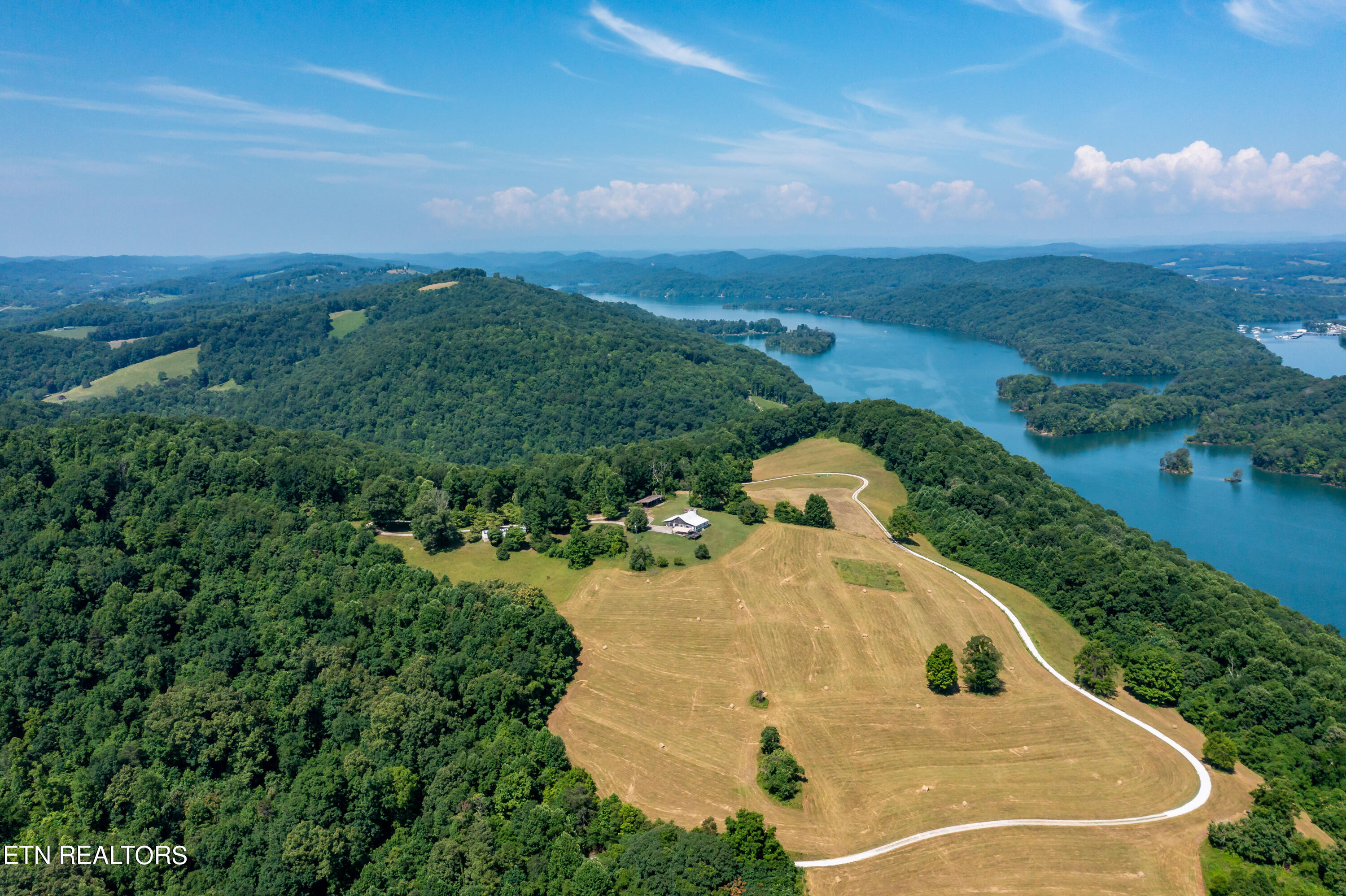 Farms & Acreage