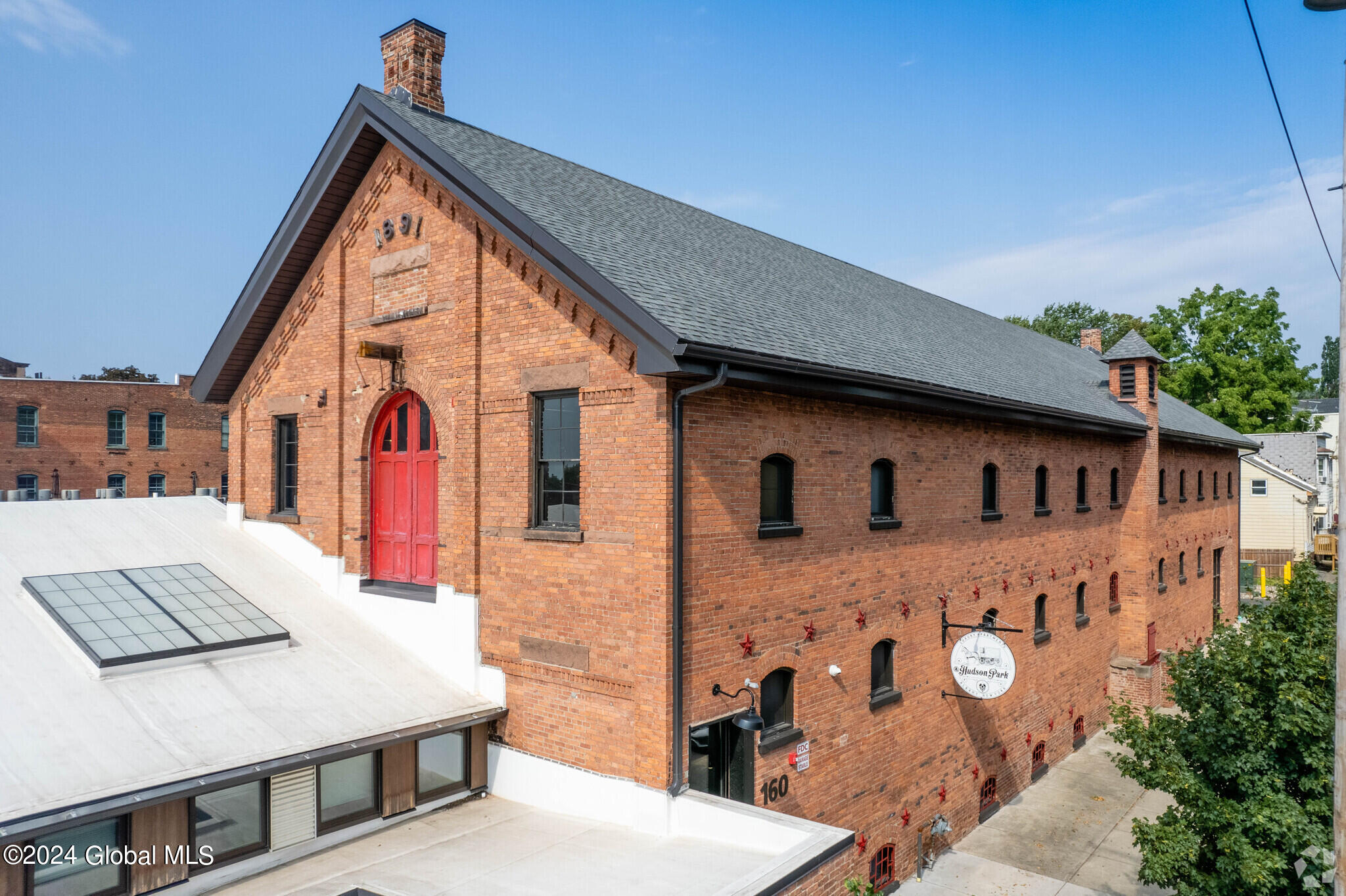 Listings for Ali Caruso