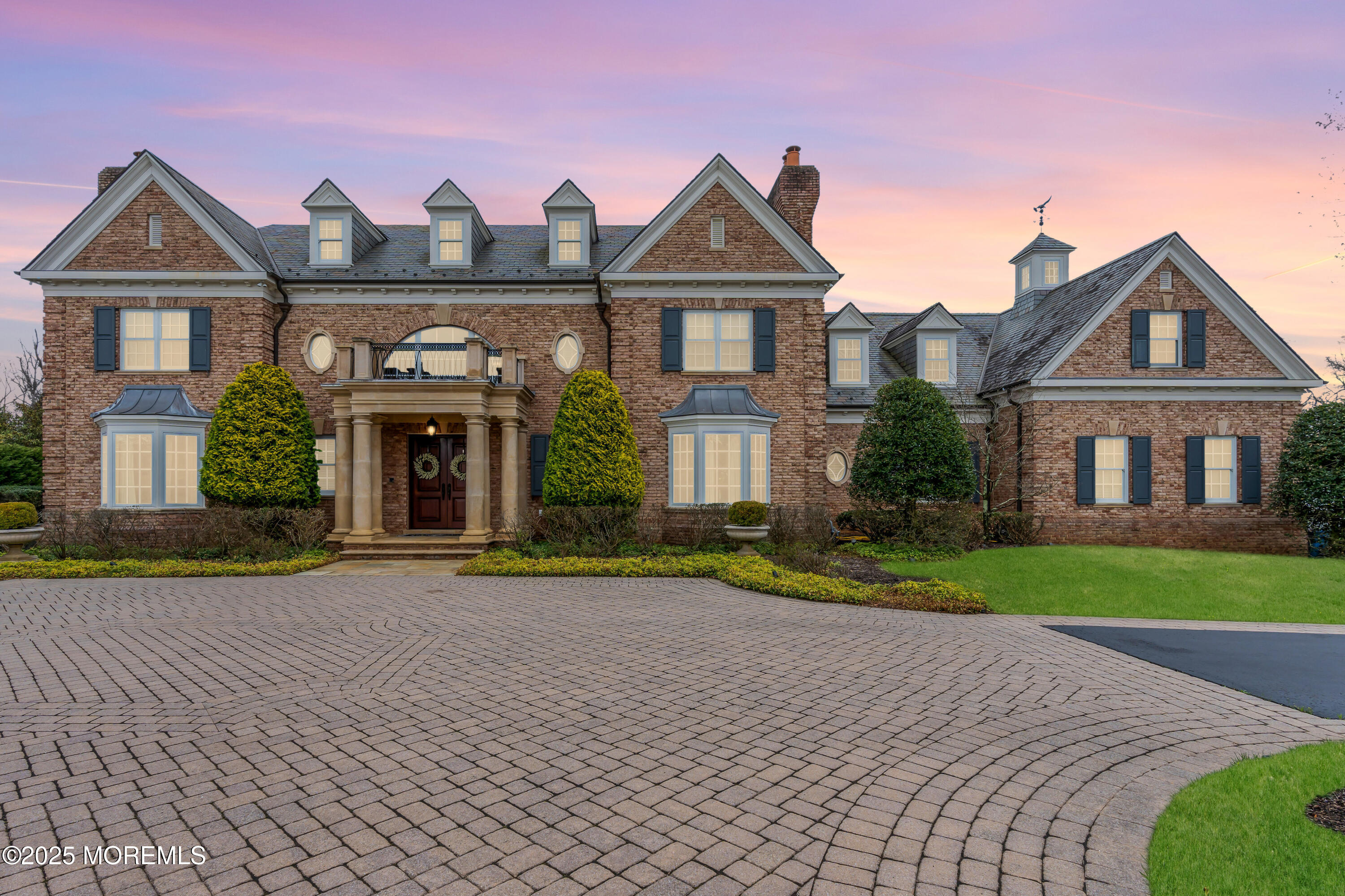 Mother Daughter Homes In Holmdel Nj