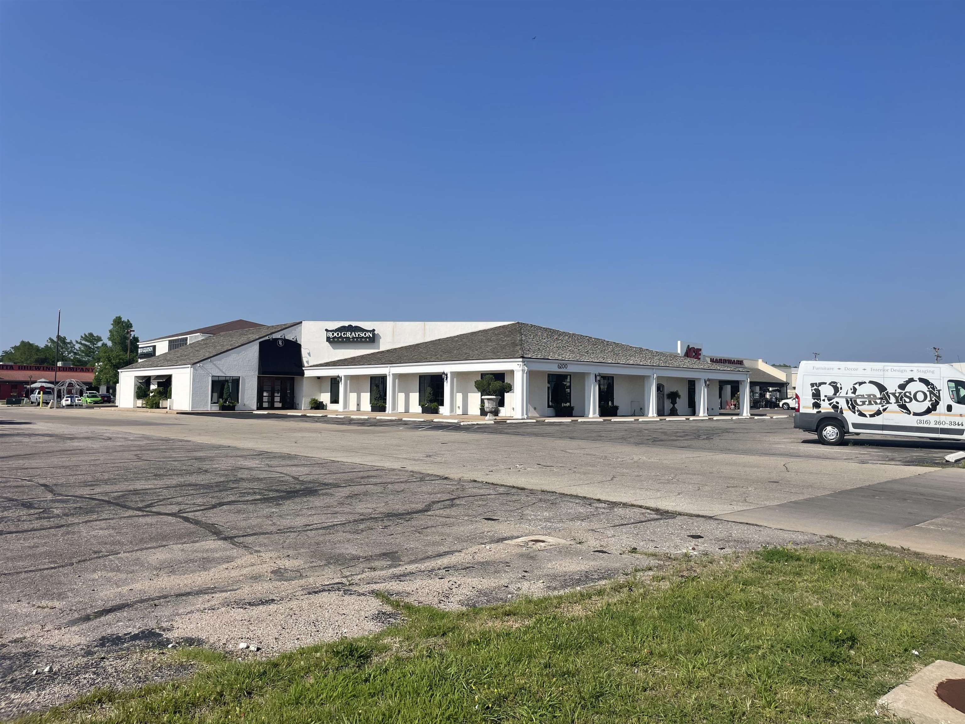 Retail Spaces for Sale in South Central Kansas