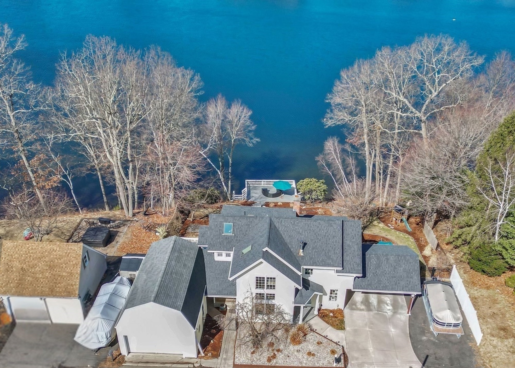 Lakefront Homes