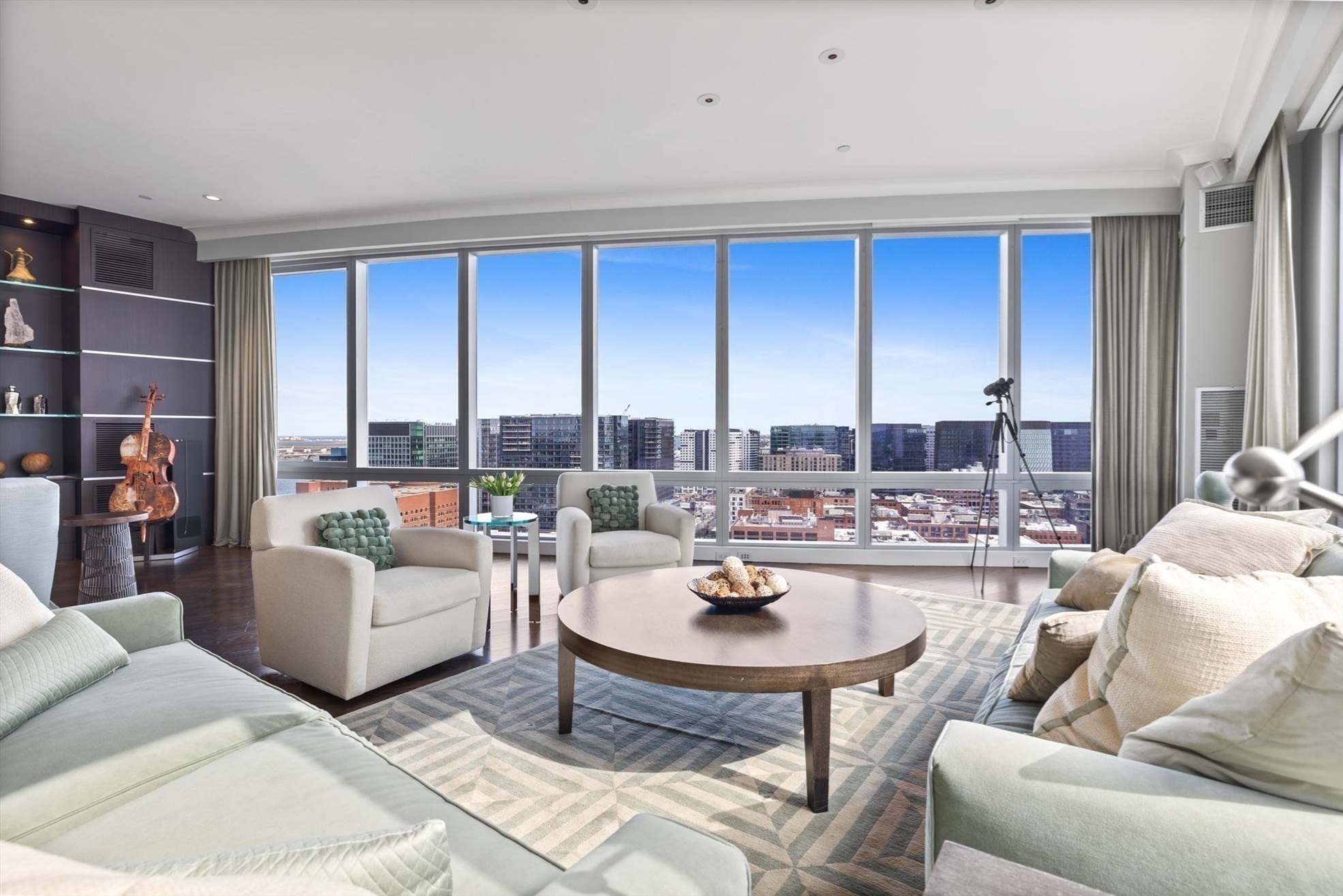 Condos for Sale in Boston's Waterfront | Broad Street Boutique Realty