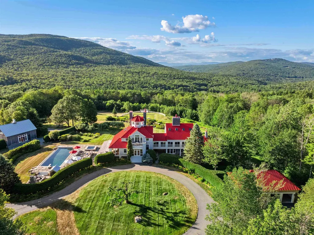 Snapshot of Off-Grid Luxury Homes With Evaporative Cooling In New Hampshire