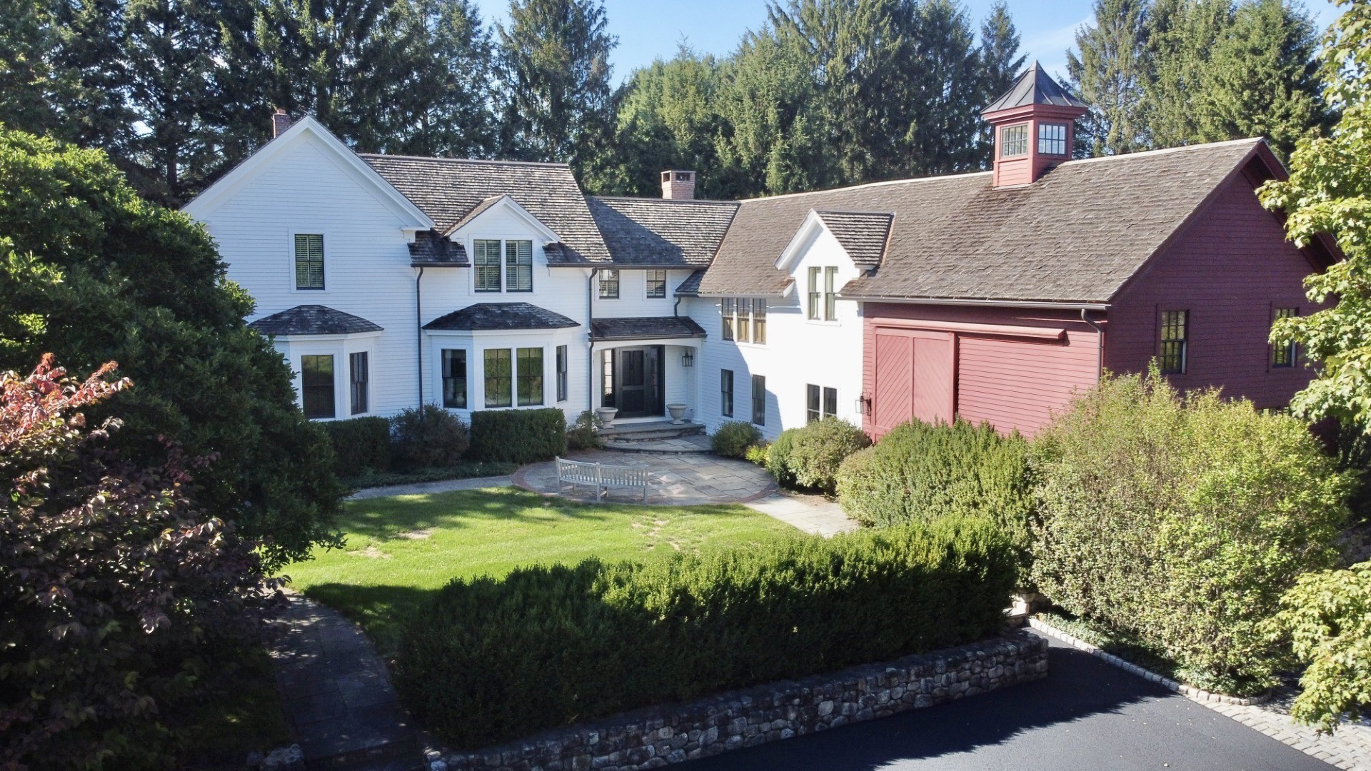 Homes with Finished Basements