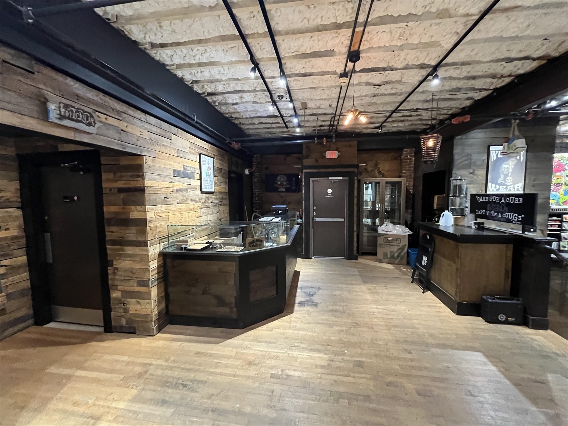 Pending & Active Commercial Leases in Salem MA