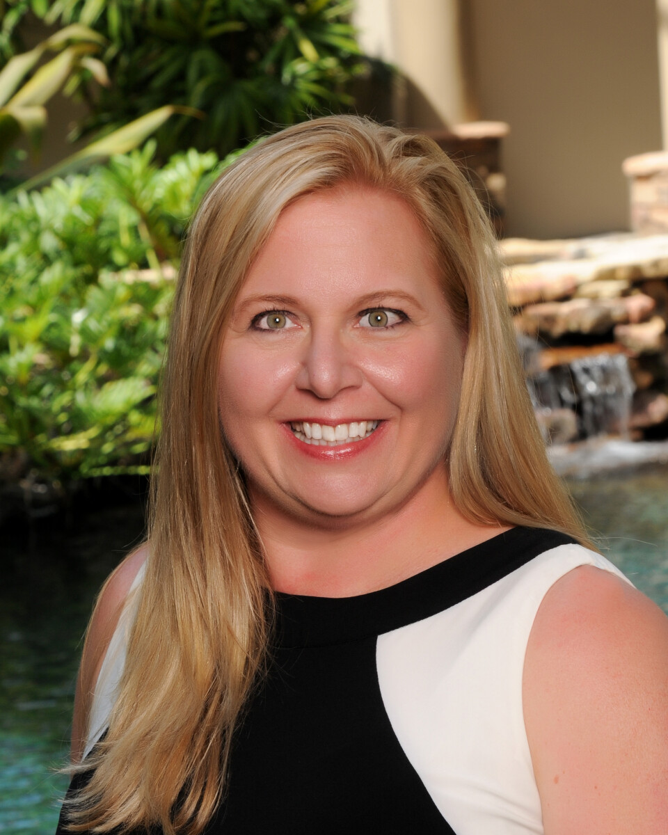 Debra Schulze
