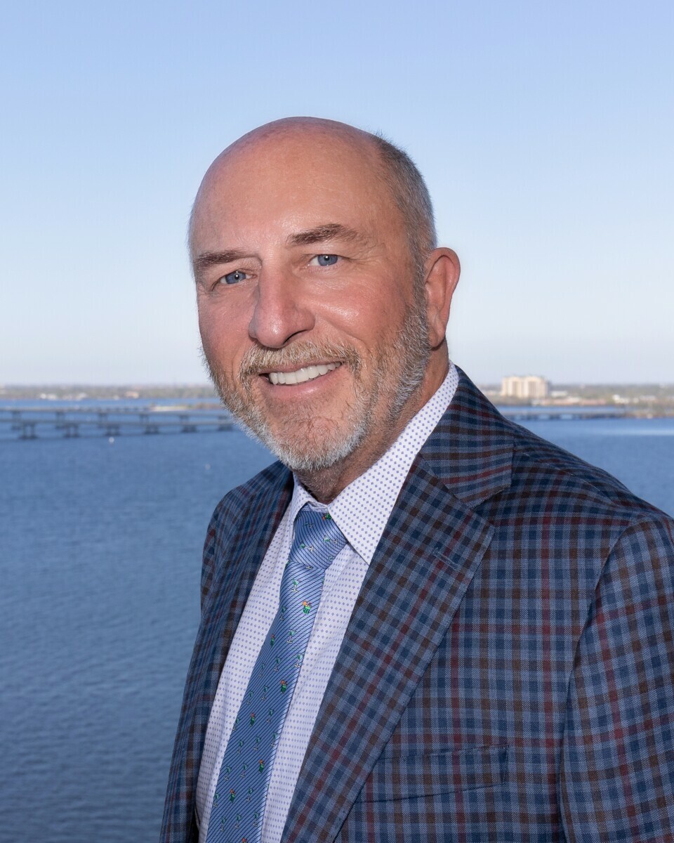 Dennis Graham