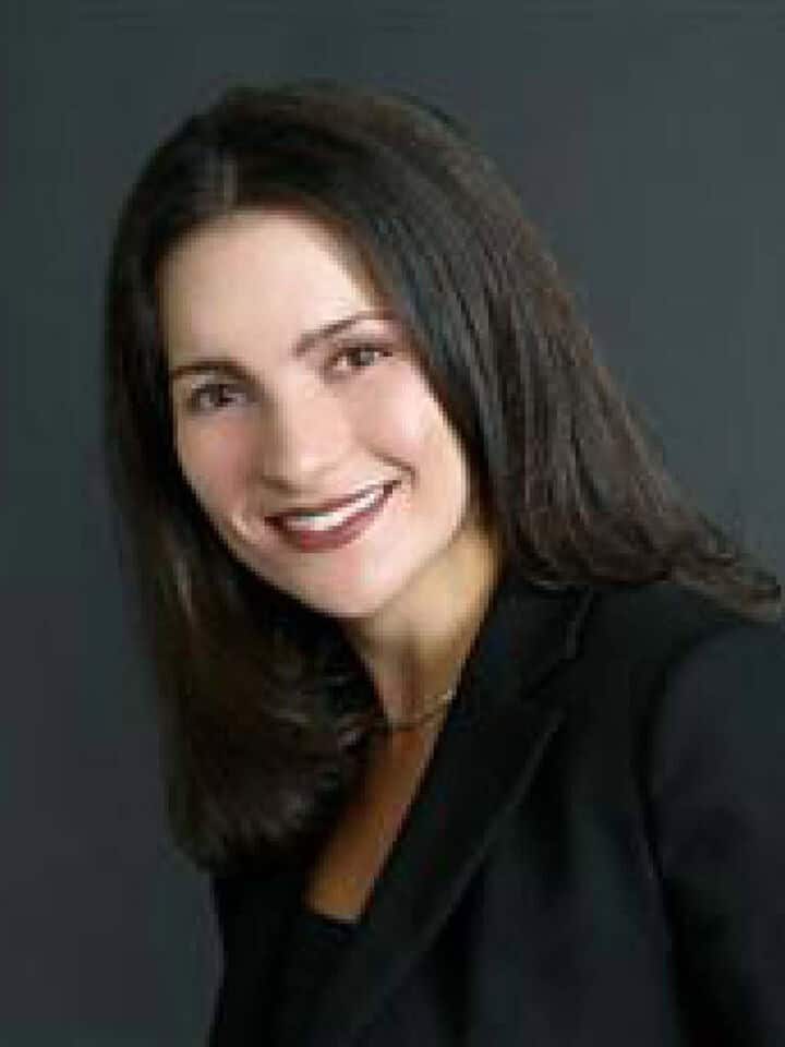 Jennifer Zeinal