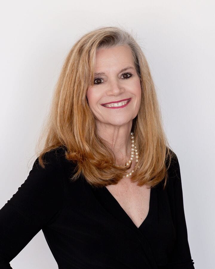 Laura Heigl | CENTURY 21 Scheetz | IN Real Estate