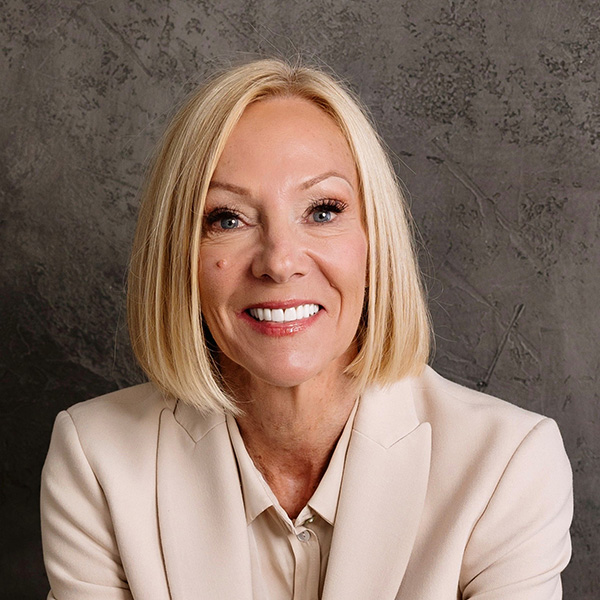 Lynn Morris