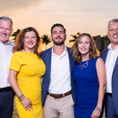 Selling Sunsets Group
