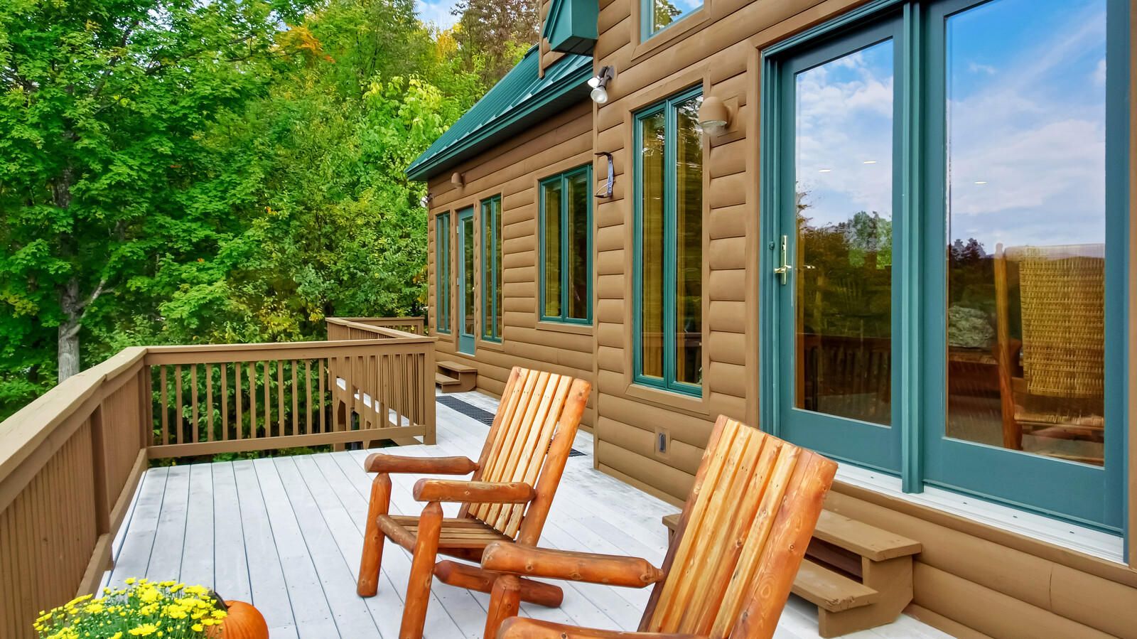 Real Estate for Sale on McGrath Pond Lakepoint Real Estate