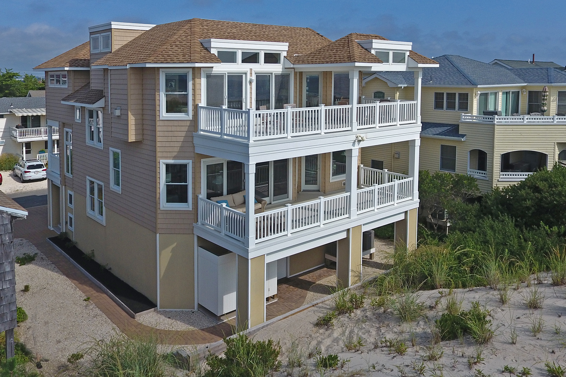 Oceanfront Homes for Sale in Central LBI Benée Scola